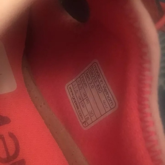 BRAND NEW Pink PLAE Sneakers - Picture 5 of 5